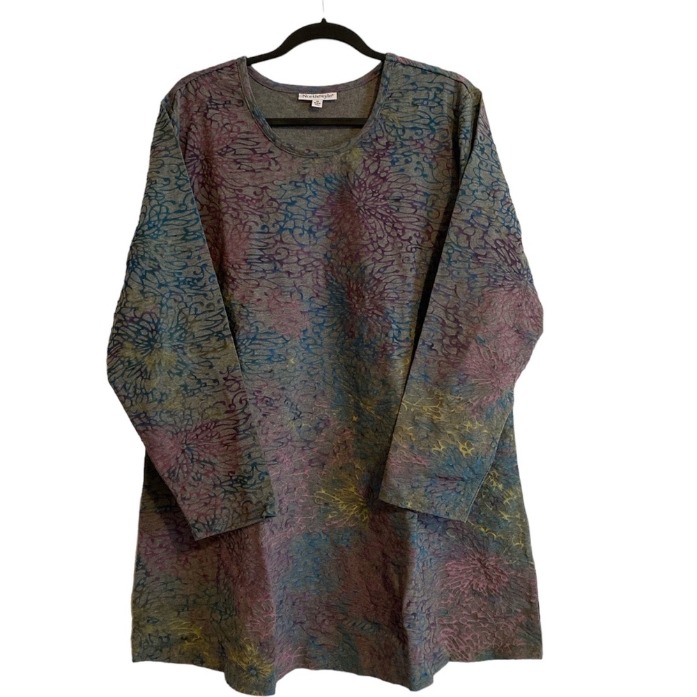 North style women’s 1x tunic